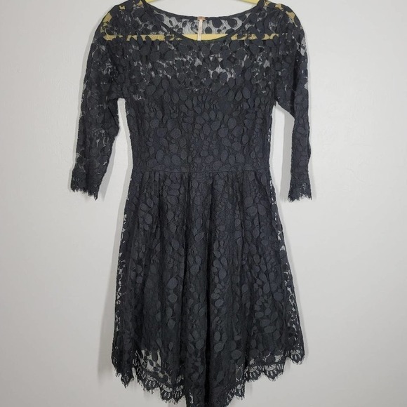 Free People Floral Lace Scallop Edge 3/4 Sleeve Fit & Flare Mini Dress Size 2 - Picture 2 of 6